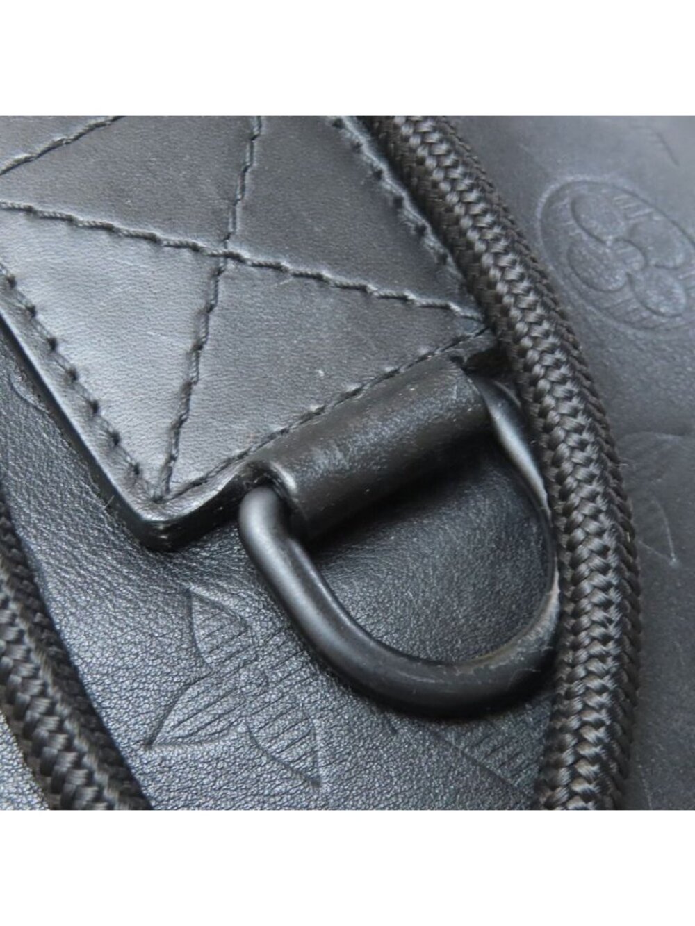 Louis Vuitton Discovery Backpack Monogram Shadow - Picture 11 of 15